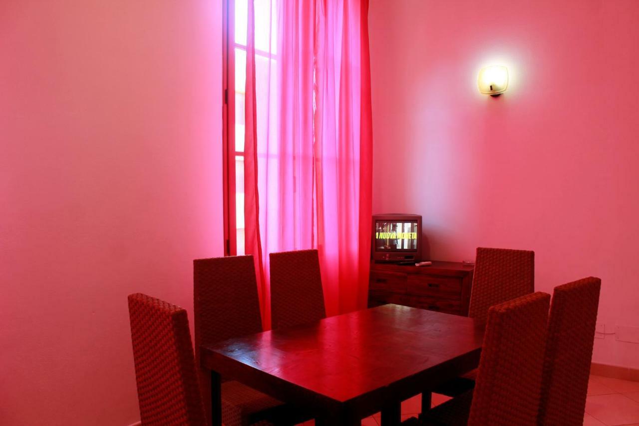 Appartamento Vicino Alla Spiaggia 칼람브로네 외부 사진